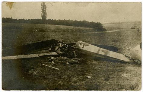 The Grave of Quentin Roosevelt | National Air and Space Museum