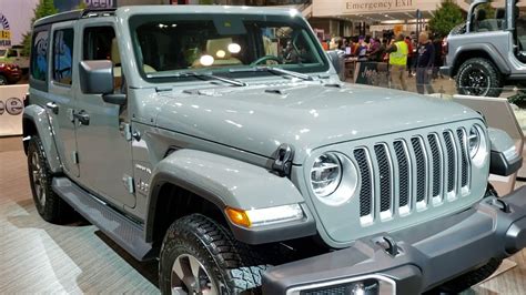 2020 JEEP WRANGLER SAHARA NORTH EDITION STING GRAY 4 DOOR WALK AROUND OVERVIEW 2020 CHICAGO SHOW ...