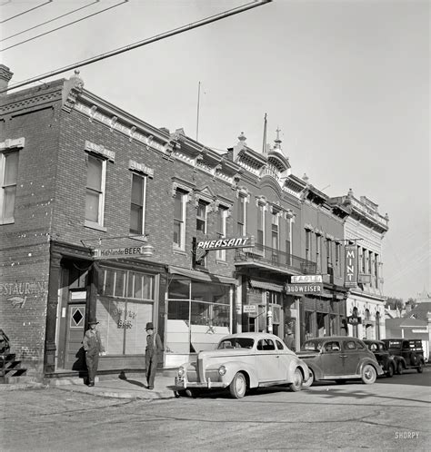 Shorpy Historical Photo Archive :: Unangst Block: 1942 | Picture places ...