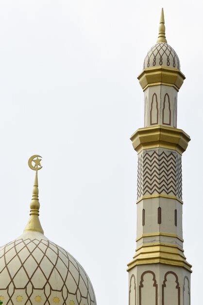 Premium Photo | Beautiful dome and minaret of a mosque