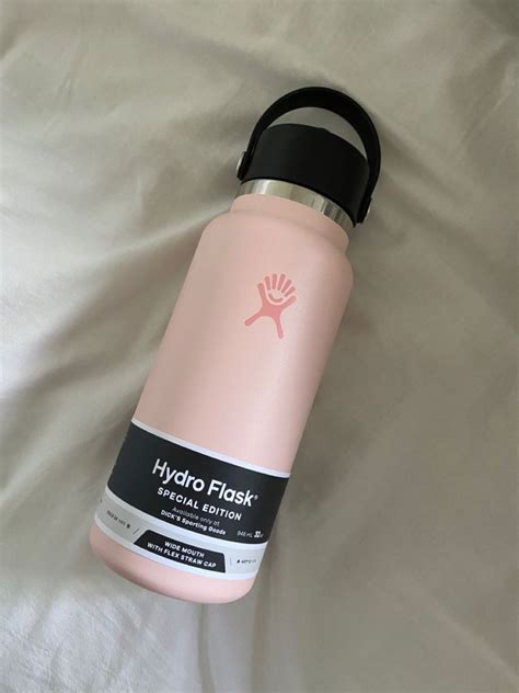 pink hydroflask 💗 | Pink hydro flask, Trendy water bottles, Flask