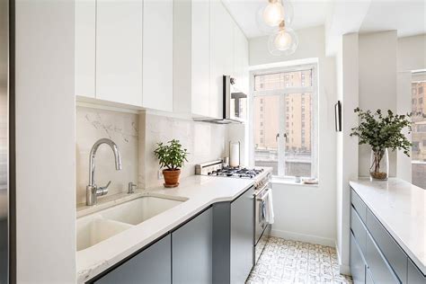 20 Best Small Kitchens from New York City that Inspire with Creativity