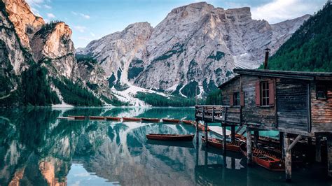 Lago Di Braies Italy 4K wallpaper | Reiseziele, Traumurlaubsziele, Reisen