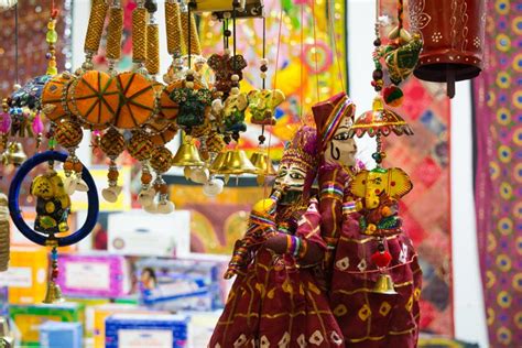 10 Places to Shop in Jaipur in 2021 - Places for shopping at Jaipur