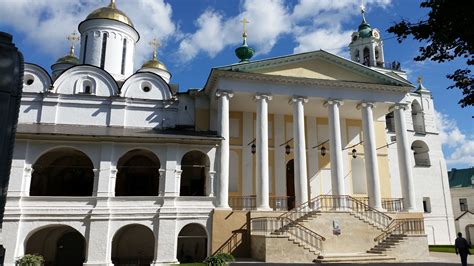 RUSSIAN - YAROSLAVL Kremlin of Yaroslavl | L'étranger