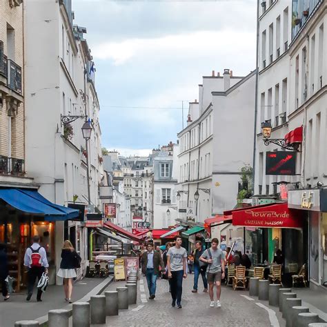 Rue Mouffetard Paris France | HilaryStyle