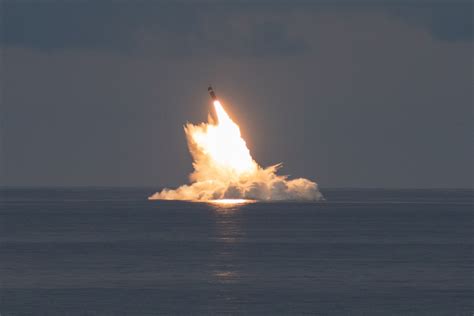 Trident II (D5) Missile > United States Navy > Displayy-FactFiles