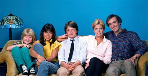 Family Ties Season 5 - watch full episodes streaming online