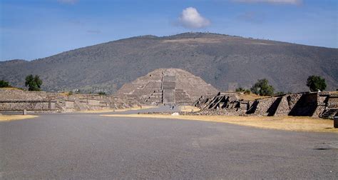 A Guide to Teotihuacan - Uncovered History