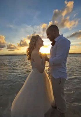 Kellie Pickler and her husband on a sandbar in the middle of the ocean. Cutest wedding photo ...