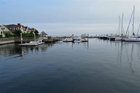 5 Alternative New England Coastal Towns to Visit This Summer