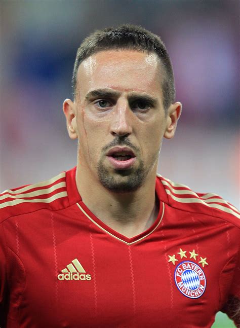 Franck ribéry joue pour le Bayern Munich en Allemagne | Fútbol