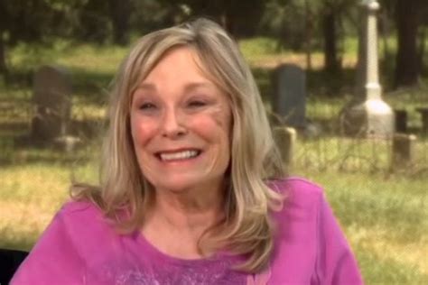 Marilyn Burns, Star of Original 'Texas Chainsaw Massacre', Dead at 64 ...