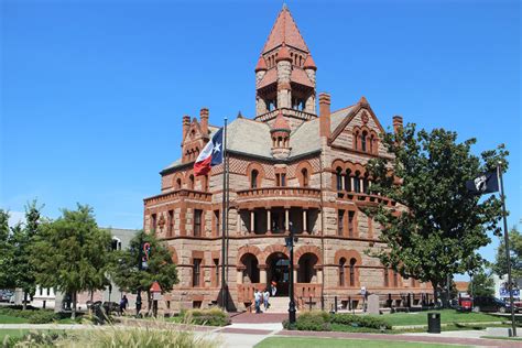 Hopkins County Courthouse - Architexas