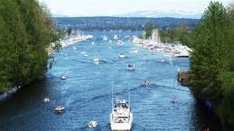 Another large boat sinks in Seattle area | FOX 13 Seattle