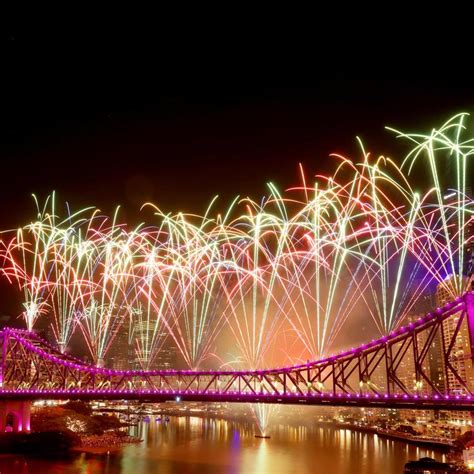 Riverfire 2023 kicks off Brisbane Festival with a BANG | The Mercury