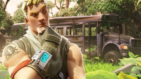 يستخدم لاعب Fortnite الذكاء الاصطناعي لتكرار وجه Jonesy في الحياة ...