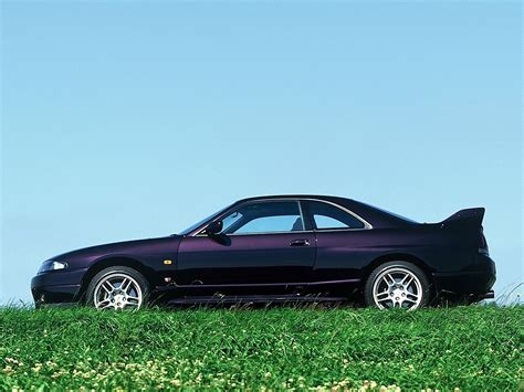 NISSAN Skyline GT-R V-Spec (R33) Specs & Photos - 1995, 1996, 1997, 1998 - autoevolution