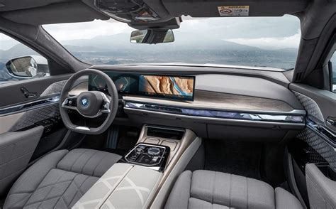 2023 BMW i7 Combines 7 Series Luxury With Electric Power - CNET