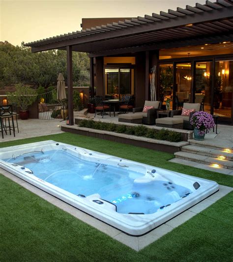 Small Backyard Pool with Hot Tub: Turn Your Limited Outdoor Space into ...