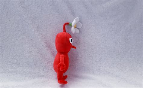 Red Pikmin Plush Toy | Etsy