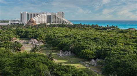 5-star* hotel in Cancun | Iberostar Selection Cancun©