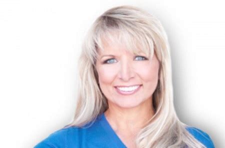 Kim Komando Bio, Net Worth, Married, and Husband