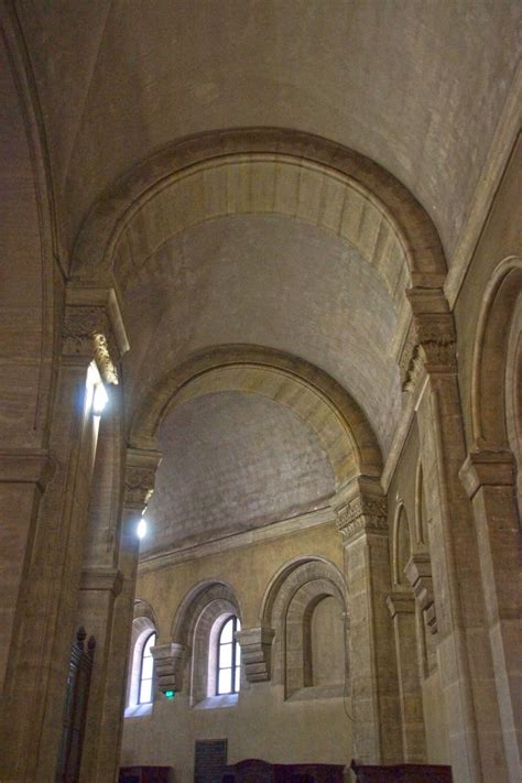 Nimes Cathedral (Nîmes, 1882, 17th century) | Structurae