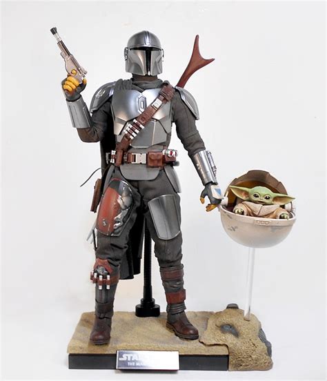 Star Wars “The Mandalorian:” Deluxe Mandalorian and Child Sixth-Scale ...