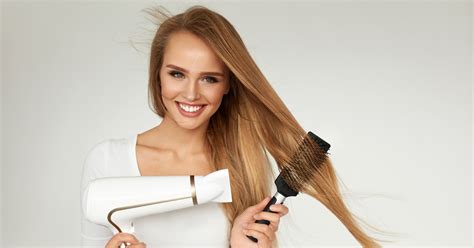 The 5 Best Brushes To Blow Dry Hair