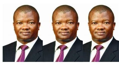 Bantu Holomisa: Bio, Age, Height, Family, Education, Political Career, Net Worth - One News Gh