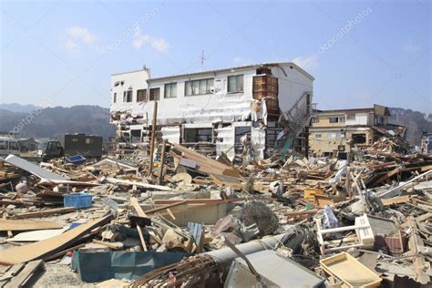 The Great East Japan Earthquake Stock Photo by ©yoshiyayo 9274251