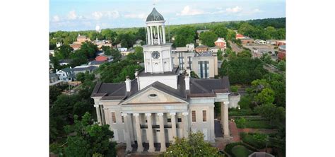 Old Court House Museum (circa 1858-1860) - Visit Vicksburg