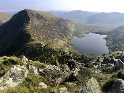 Carnedd Dafydd & Carnedd Llewelyn loop from the Ogwen Valley — Snowdonia National Park ...