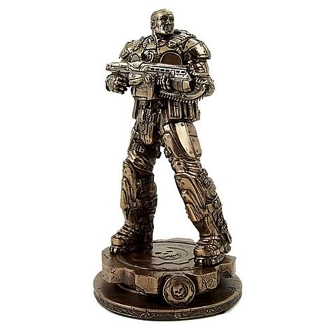 Gears of War Marcus Fenix Bronze Statue - Entertainment Earth