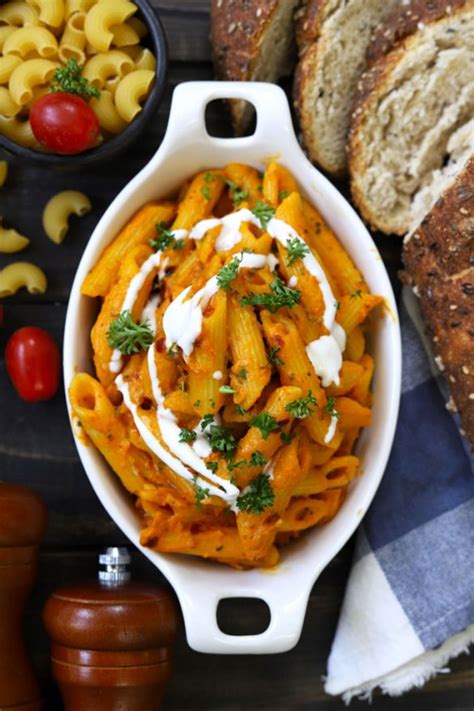 Makhani Sauce Pasta Recipe - Fun FOOD Frolic