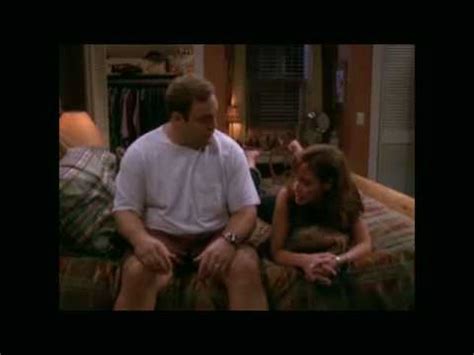 King of Queens - Carrie (foot scene) - YouTube