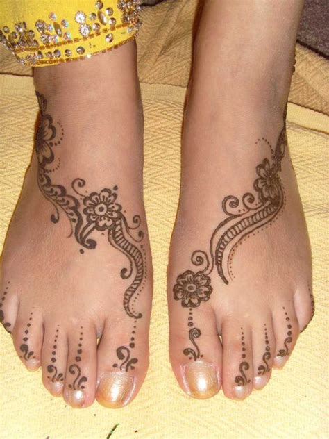 Stylish Arabic Mehndi Designs For Feet - Arabic Henna Designs For Feet - Mehndi Designs