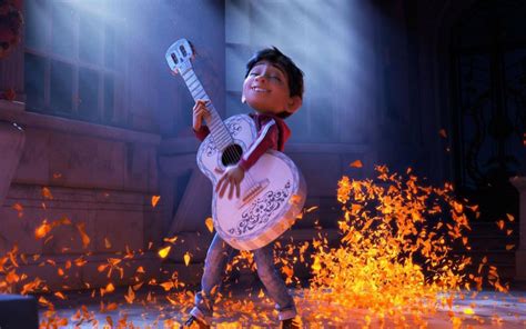 Download Coco Pixar iPhone Images Backgrounds In 4K 8K Free Wallpaper ...