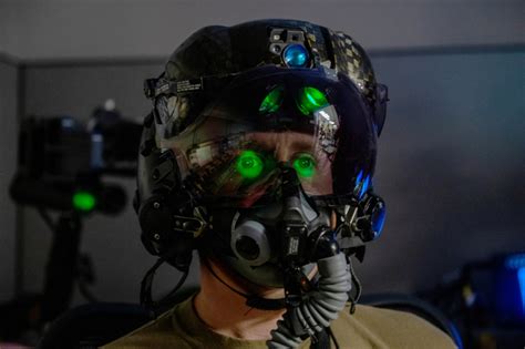 An inside look at F-35 pilot helmet fittings > Grissom Air Reserve Base ...