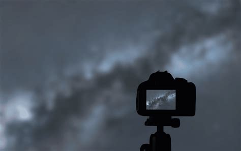 5 Best Cameras for Night Sky Photography in 2023