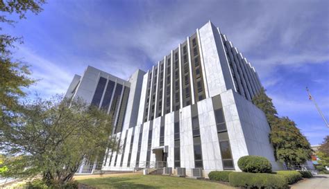 DeKalb County Courthouse – Reeves Young