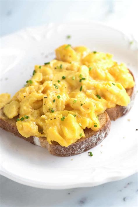 Perfect Creamy Scrambled Eggs Recipe