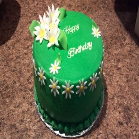 Daisy Birthday Cake - CakeCentral.com