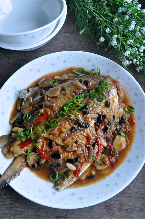 Village Style Braised Fish with Fermented Black Beans 乡村黑豆豉焖鱼 - Eat ...