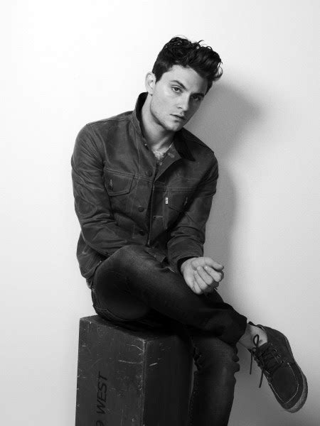 Shoot - Shiloh Fernandez @shilohfernandez ~ The WolfPack Club