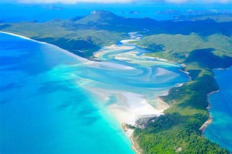 Explore And Relish The Beauty Of Amazing Whitsunday Islands