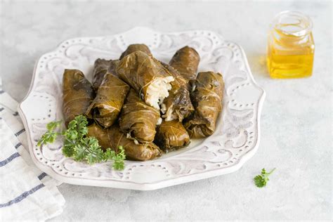 How To Eat Dolmas - Recipes.net