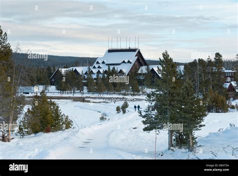 Old faithful snow lodge hi-res stock photography and images - Alamy