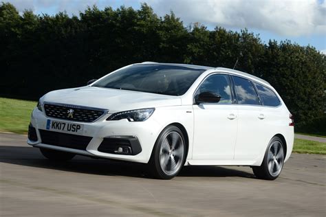 Peugeot 308 SW review | Auto Express